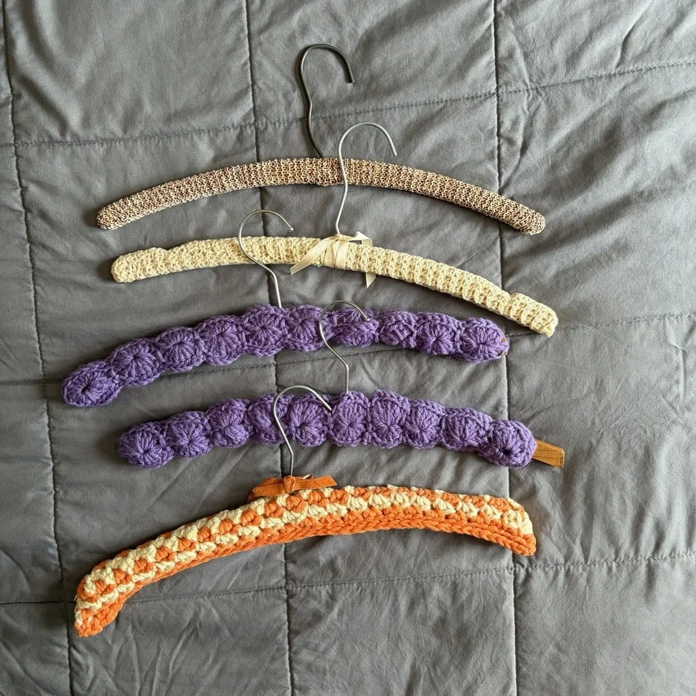VTG Lot Of 5 Wooden Crochet Hangers 70s 60s Retro Cottagecore Country Grannycore